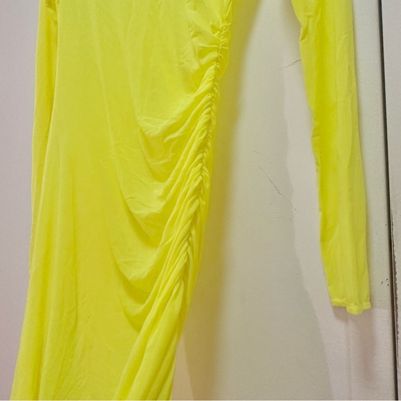 superdown Angela Ruched Mesh Dress - Picture 4 of 7